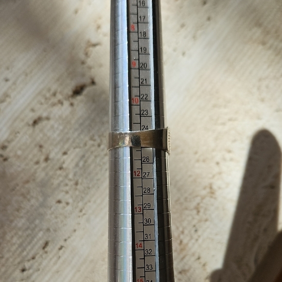 Stunning Abalone Shell Ring - Picture 6 of 6